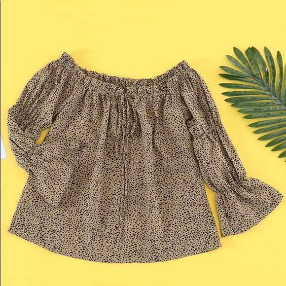 Cheetah long sleeved blouse! - Picture 4 of 4